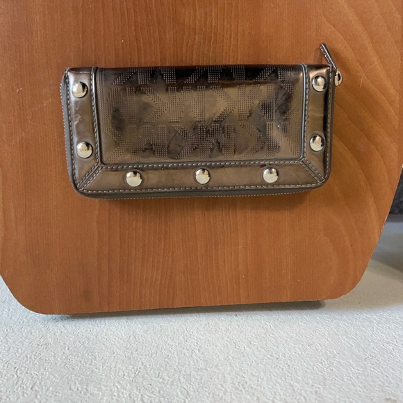 Michael Kors Studded Jet Set Zip Around Zipper Wallet - Picture 10 of 10